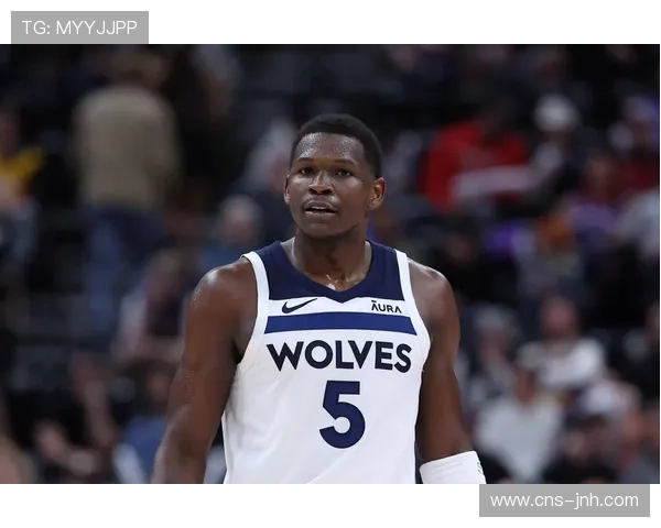 掘金主场迎战森林狼，爱德华兹三分8中0状态待调整