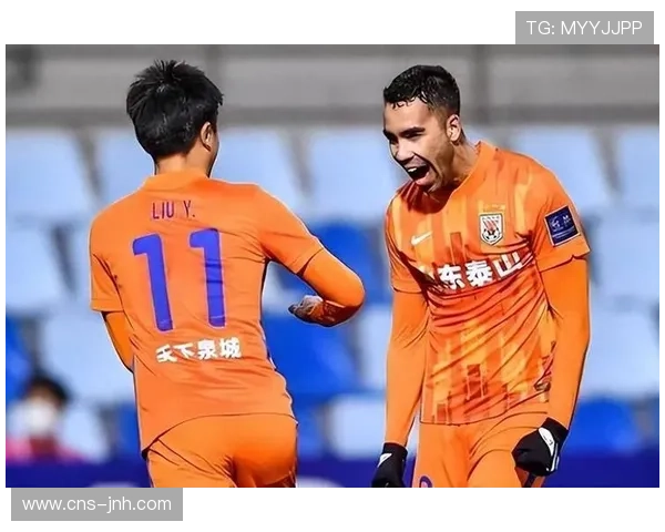 德尔加多归队合练,接受山东泰山教练组考察 德尔加多归队合练,接受山东泰山教练组考察